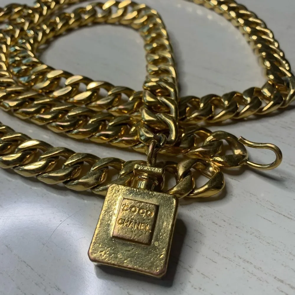 1970s Chanel Gold Toned Perfume Chain Belt Necklace Vintage Pristine condition